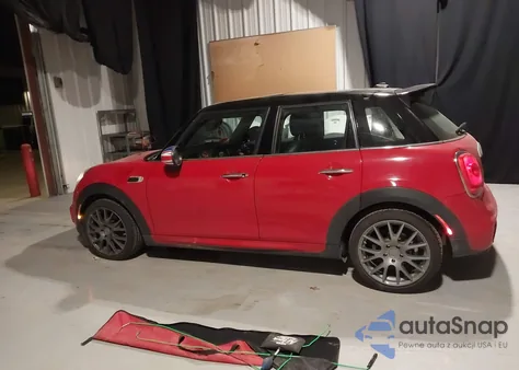 2015 Mini Hardtop Cooper z USA, uszkodzony, nr VIN WMWXS5C57FT831495